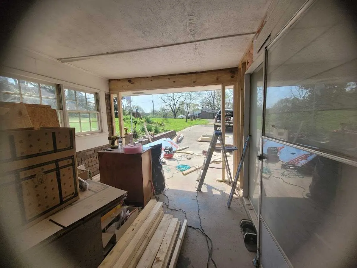 Air movers and dehumidifier for Drying & Dehumidification in Kinston